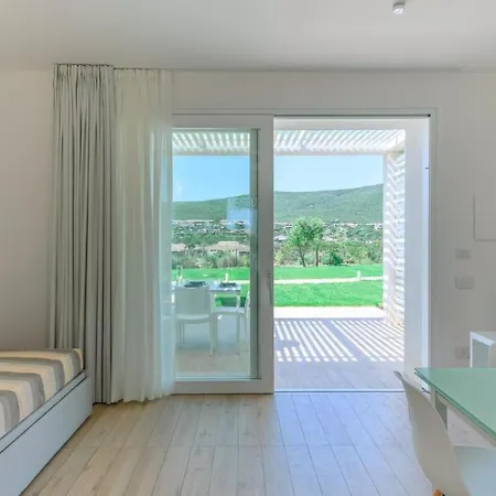 Stunning Capo Falcone Charming 1 Bedroom Sleeps 4 * Stintino