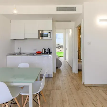 公寓 Stunning Capo Falcone Charming 1 Bedroom Sleeps 4 斯廷蒂诺