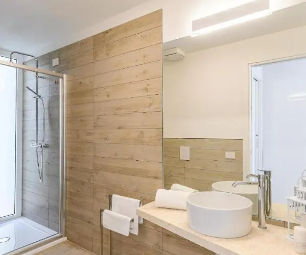 Stunning Capo Falcone Charming 1 Bedroom Sleeps 4 *