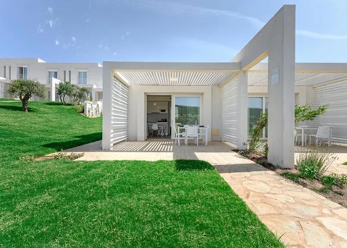 Stunning Capo Falcone Charming 1 Bedroom Sleeps 4 דירה